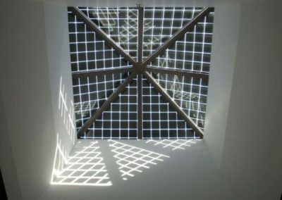 Bespoke Frameless Glass Solar Roof Windows.