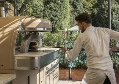 La Premier Outdoor Chefs Kitchen & Pizza Oven.